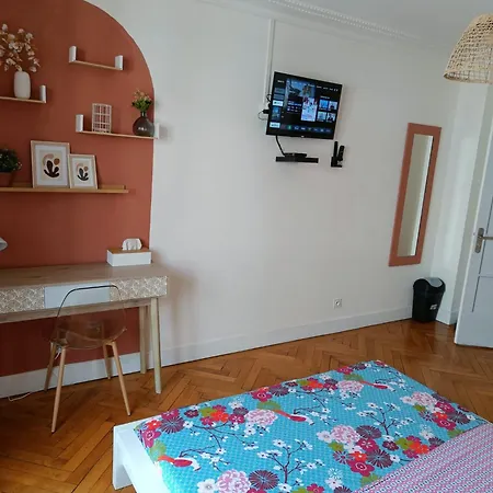 Belle Chambre D'Hote Avec Balcon Prive - 3 Mins Gare Annemasse - Geneve Acces Direct Exterior photo