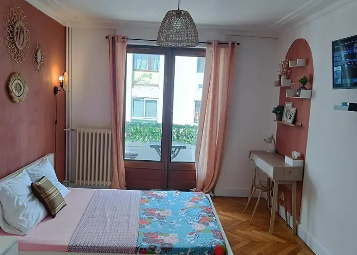 Belle Chambre D\'Hote Avec Balcon Prive - 3 Mins Gare Annemasse - Geneve Acces Direct